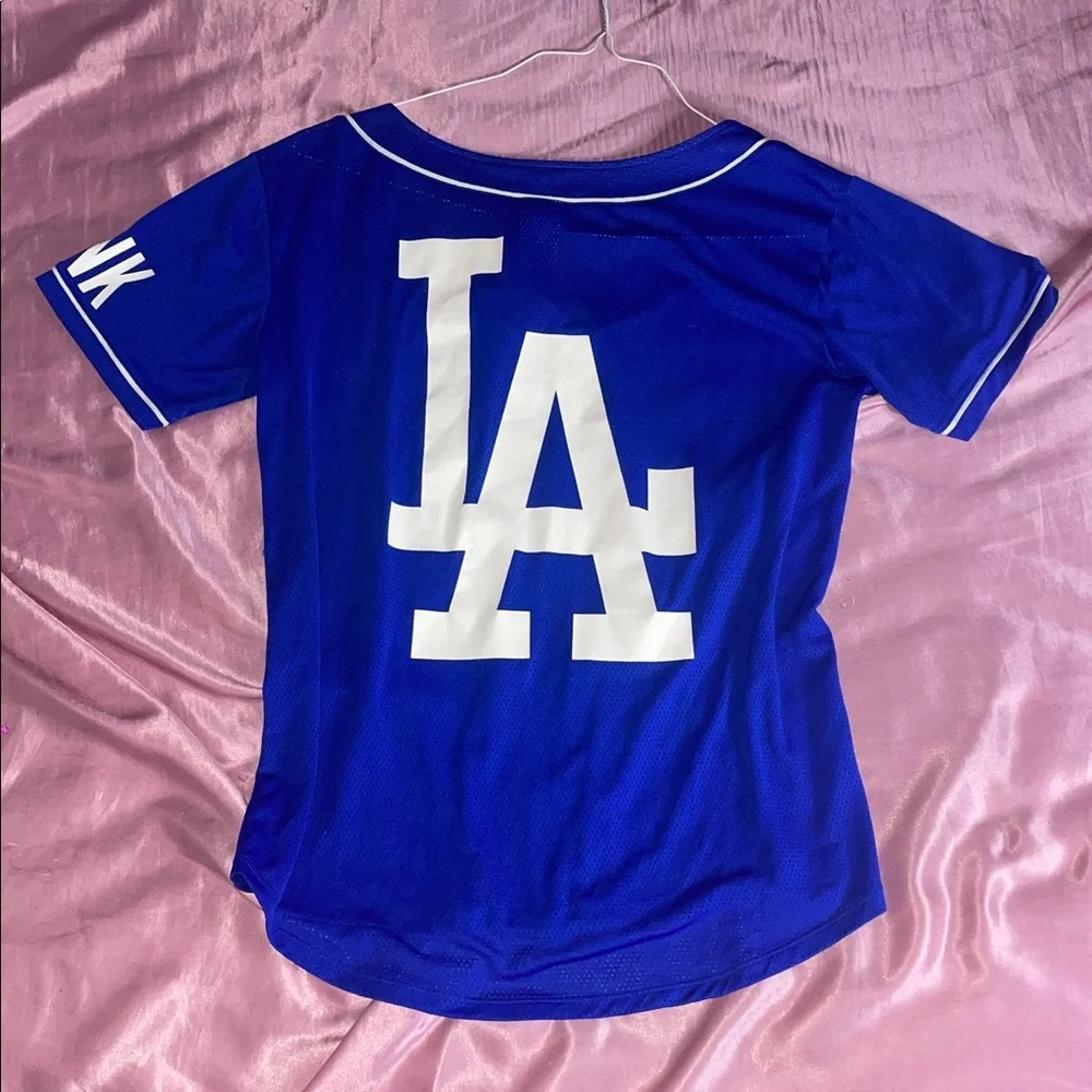 Pink Victorias Secret Dodgers Top 💙 - Picture 2 of 6